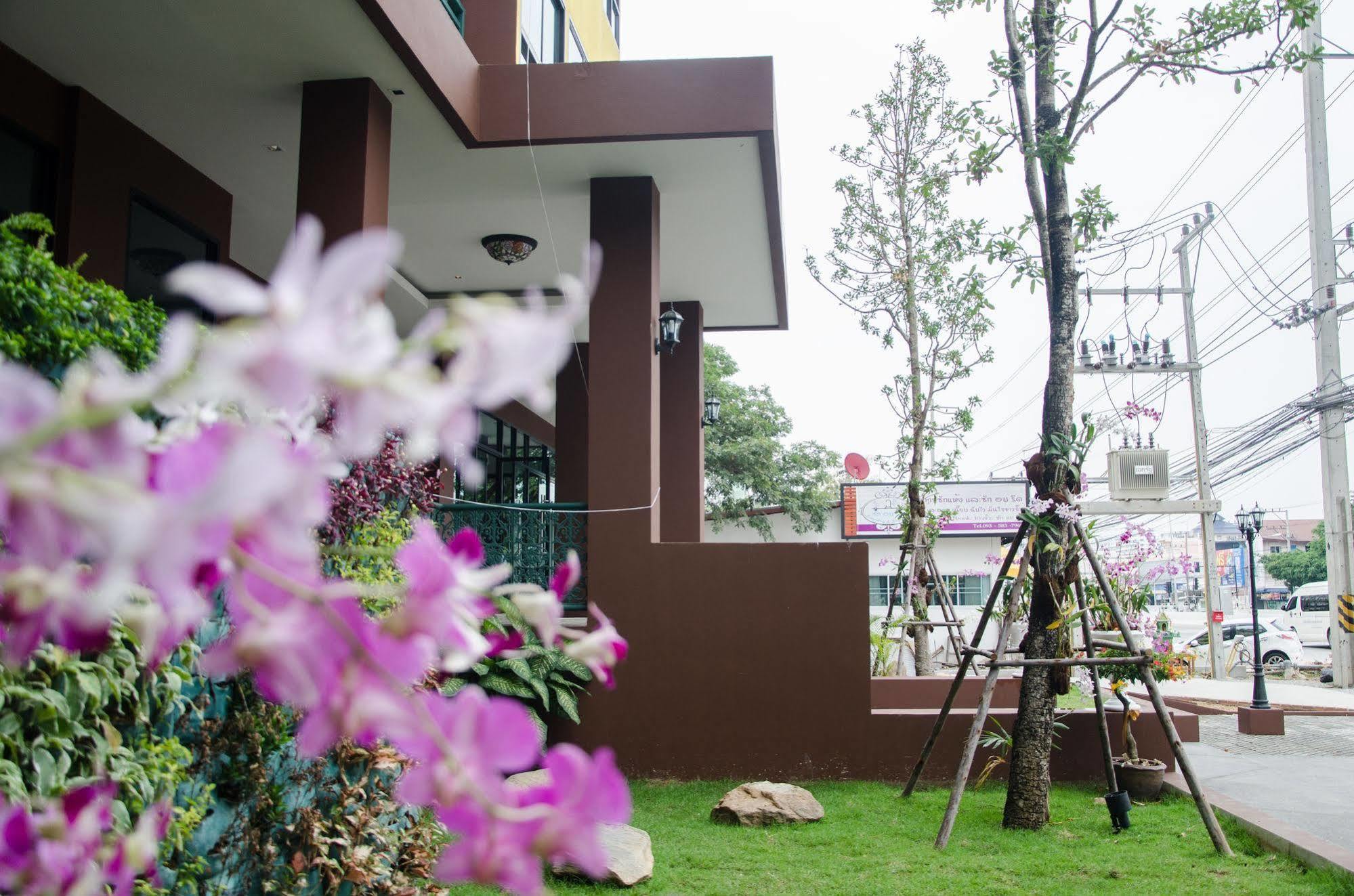 The Sun Terrace Hotel Чиангмай Екстериор снимка
